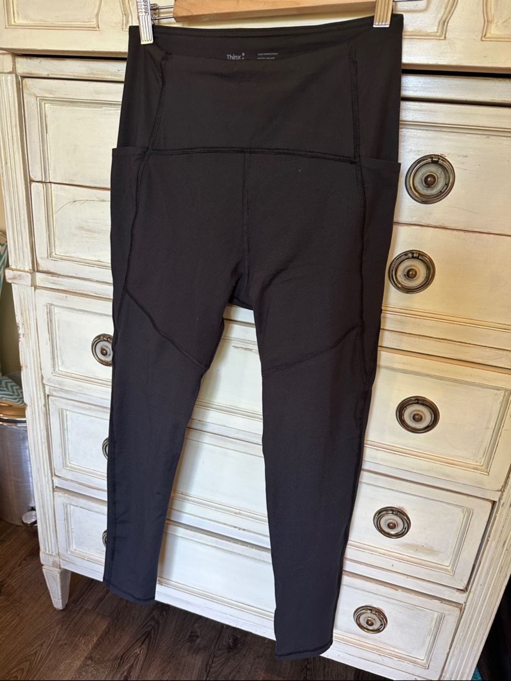 Thinx Period absorbing Black High-Rise Leggings with Side Pockets